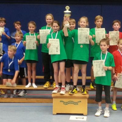 2Platz fur den Bezirk Luneburg